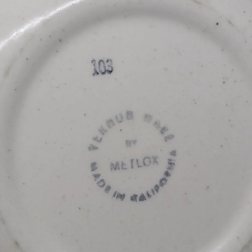 Vernon Ware Vineyard METLOX Vegetable Serving Bowl-9 1/4